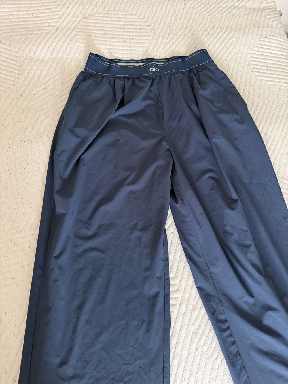 ALO trouser women’s Wide-Leg Joggers - Navy
